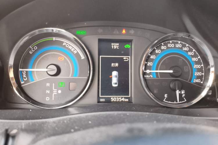 Used Toyota Levin 2017 Revised Dual-Engine 1.8H GS E-CVT Elite Sunroof Version China VI Standard