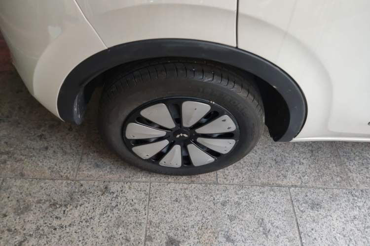 Used Wuling Bingo 2023 333 km Enjoyment Version Right Rear Wheel Hub