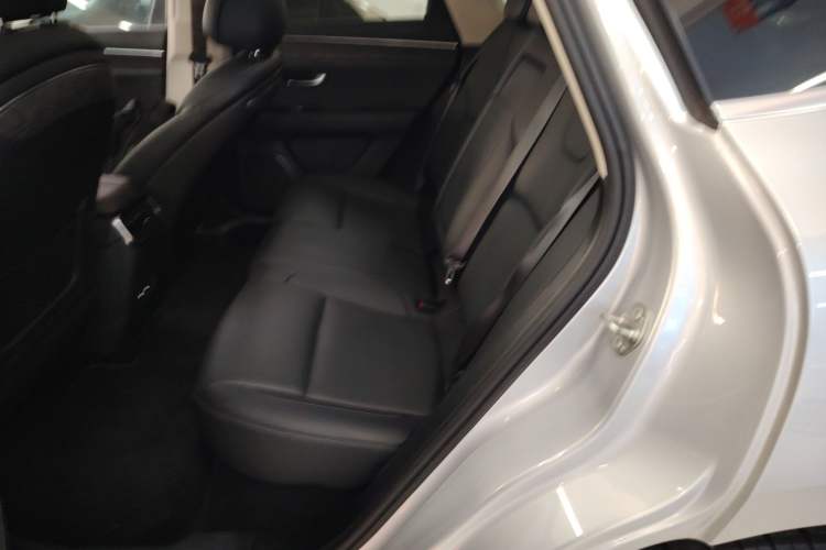 Used Hima AITO M5 2022 Range-Extended Rear-Drive Standard Version Left Rear Seat