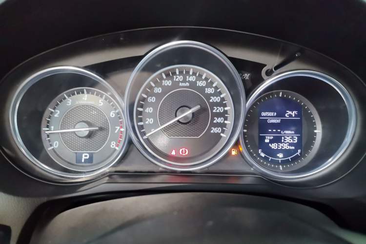 Used Mazda Atenza 2014 2.0L Blue Sky Luxury Edition
