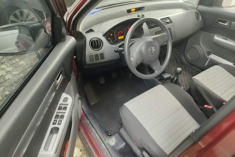 Used Suzuki Swift 2014 1.3L Manual Standard Edition