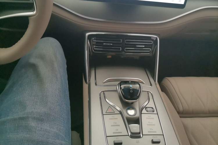 Used BYD Tang New Energy 2025 Intelligent Driving Version DM-i 115KM Flagship Edition
