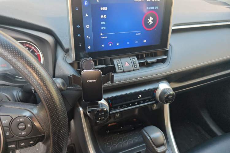 Used Toyota RAV4 2021 2.0L CVT Two-Wheel Drive Fashion Edition