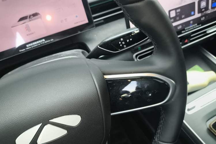 Used Chery Fengyun A8L 2025 1.5 TGDI 145 km Luxury Version
