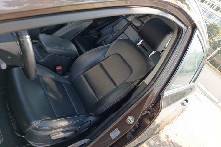 Used Kia KX5 2016 1.6T Automatic Two-Wheel Drive DLX
