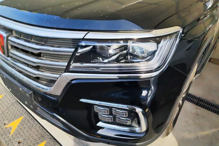 Used Roewe RX8 2019 30T Smart Connectivity Four-Wheel Drive Supreme Flagship Edition