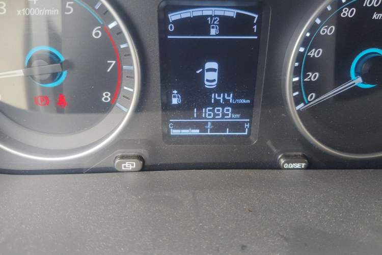 Used FORTHING Joyear S50 2016 2.0L Manual Luxury Version