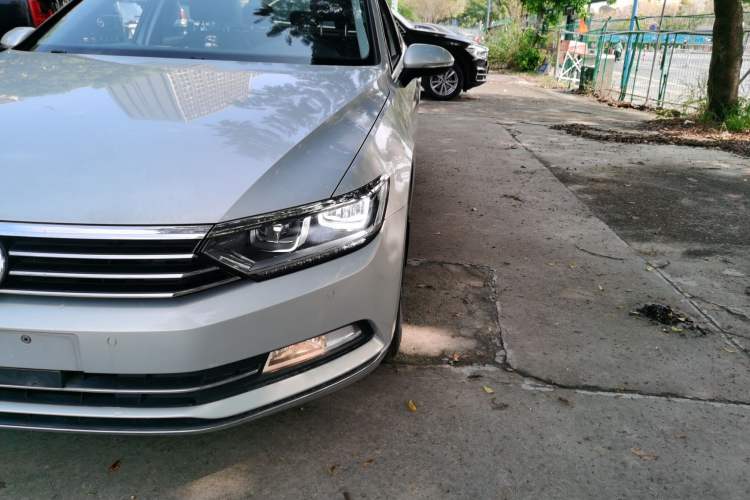 Used Volkswagen Magotan 2019 330TSI DSG Luxury Version China VI Standard