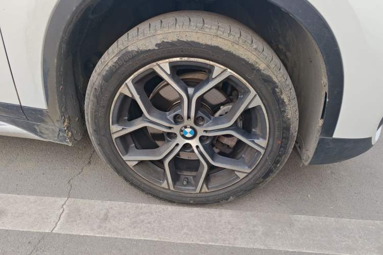 Used BMW X1 2020 sDrive20Li Premium Edition Right Front Wheel Hub