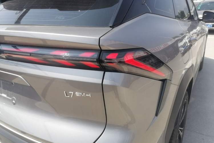 Used Geely Galaxy L7 2025 EM-i 115km Exploration+ Edition