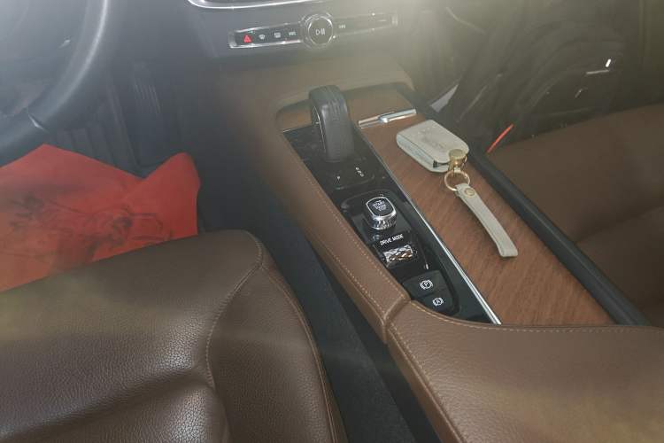 Used Volvo S90 2021 B5 Zhiyi Luxury Edition