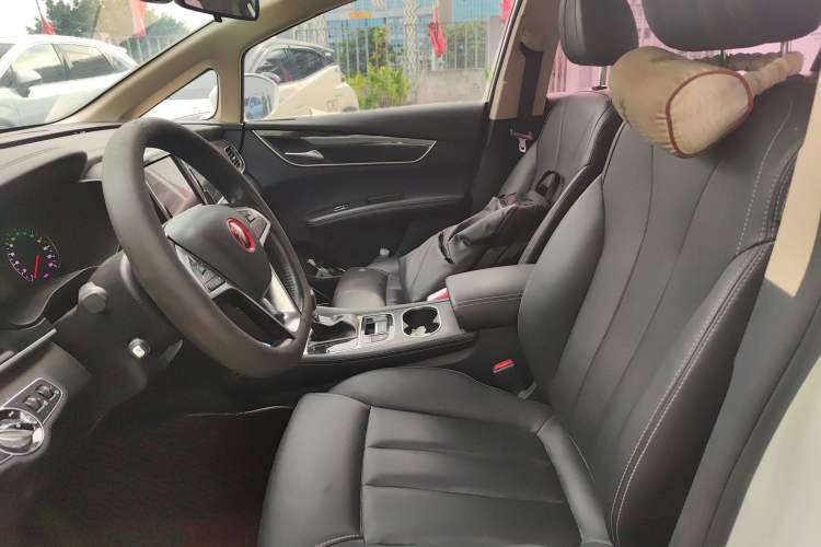 Used BYD Song MAX 2018 1.5T Automatic Smart Connect Elite Model with 6 Seats
