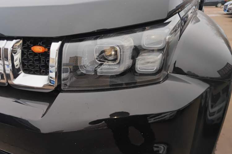 Used BAIC Off-Road BJ40 2019 PLUS 2.3T Automatic Four-Wheel Drive Flagship Edition China VI Emission Standard