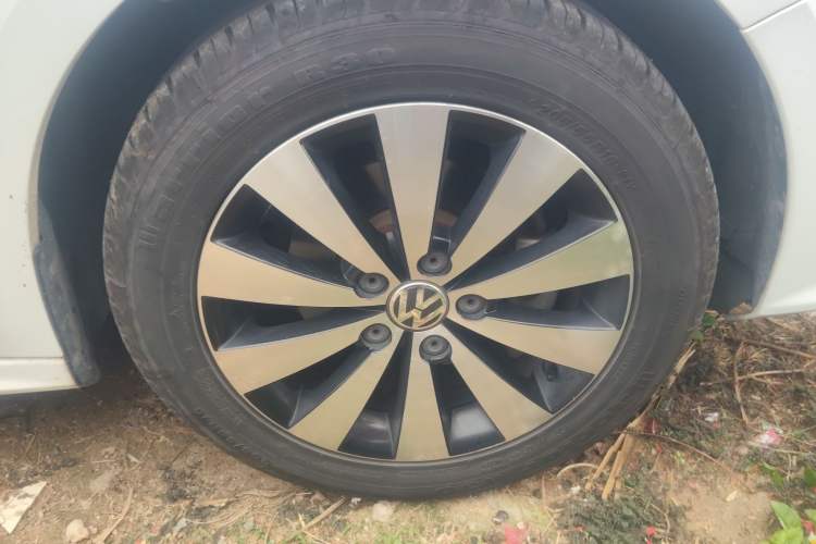 Used Volkswagen Sagitar 2017 1.6L Manual Comfort Model
