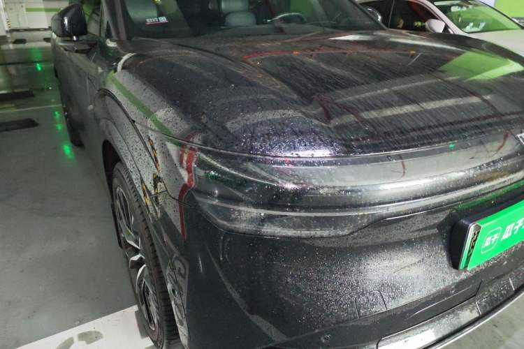 Used Zeekr 7X 2025 100 kWh Long-Range Rear-Wheel Drive with Intelligent Driving Features
