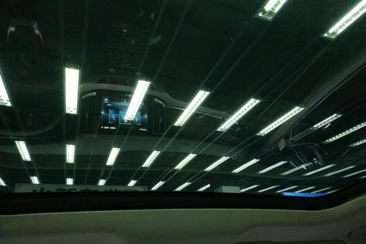 Used Hongqi HS7 2022 3.0T Automatic All-Wheel Drive Smart Connect Flagship Edition 7 Seats
