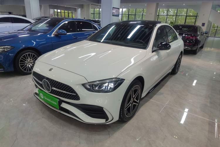 Used Mercedes-Benz C-Class 2024 Facelifted C-Class 260 L Night Edition Sports Version