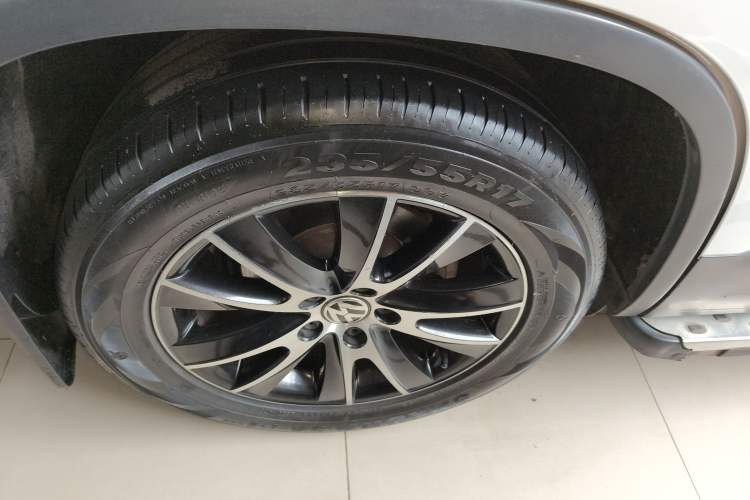 Used Volkswagen Tiguan 2016 300TSI Automatic All-Wheel Drive Luxury Edition