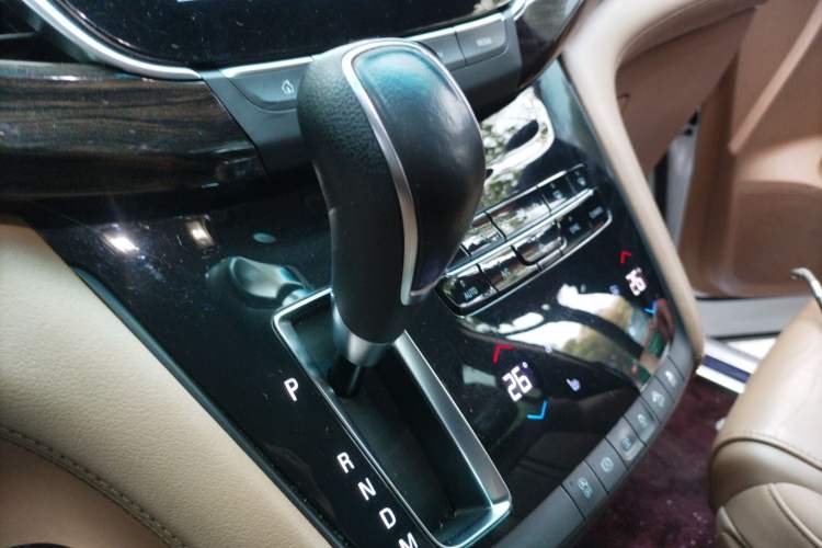 Used Buick GL8 2018 ES 28T Luxury Model China VI Standard