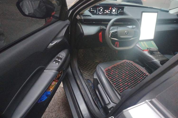 Used CHANGAN Eado DD 2023 Blue Whale NE 1.5T GDI DCT Luxury Edition
