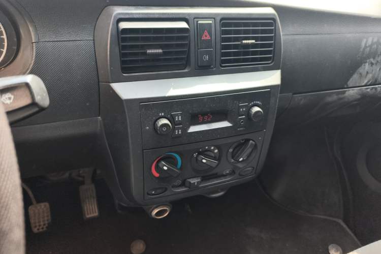 Used Wuling Rongguang 2019 1.5L Extended-Body Van Base Model with 2 Seats