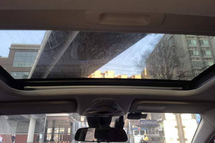 Used Toyota C-HR 2018 2.0L Leading with Sunroof China V Standard