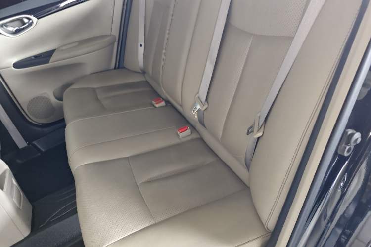 Used Nissan Sylphy 2016 1.6XV CVT Smart Enjoyment Version Left Rear Seat