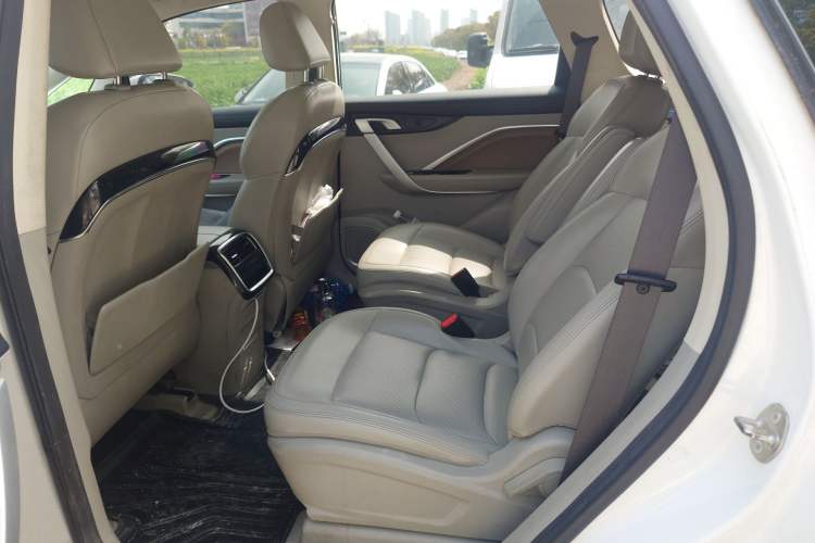 Used Geely Auto Jiajie New Energy 2022 1.5TD PHEV Platinum Comfort Edition Left Rear Seat