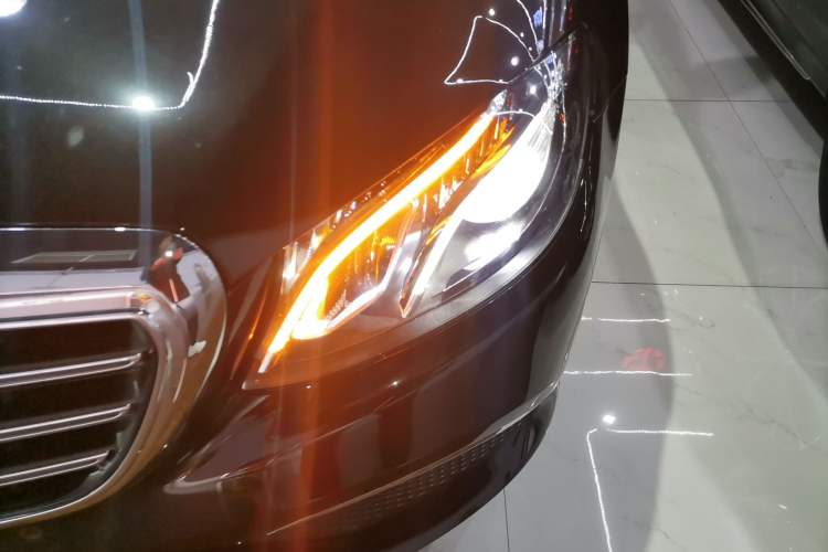 Used Mercedes-Benz E-Class 2019 Facelifted E 300 L Stylish Version
