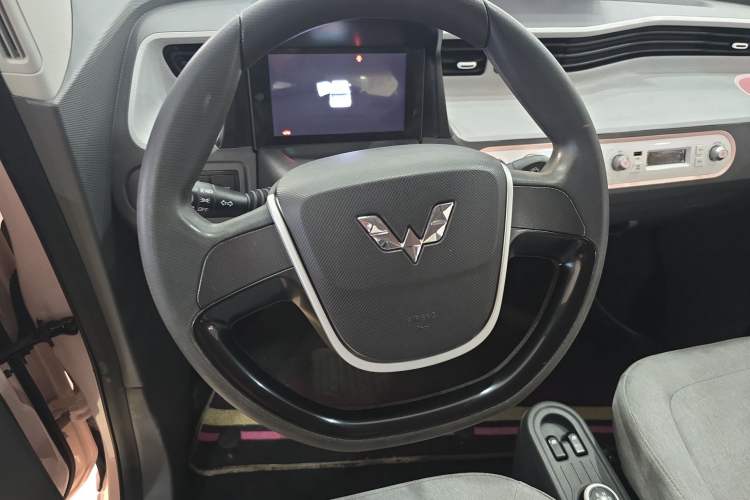 Used Wuling Hongguang MINIEV 2021 Macaron Fashion Edition Lithium-Ion Battery