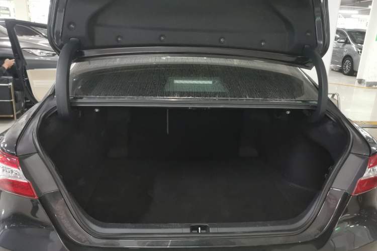 Used Toyota Camry 2019 2.0G Luxury Edition China VI Standard