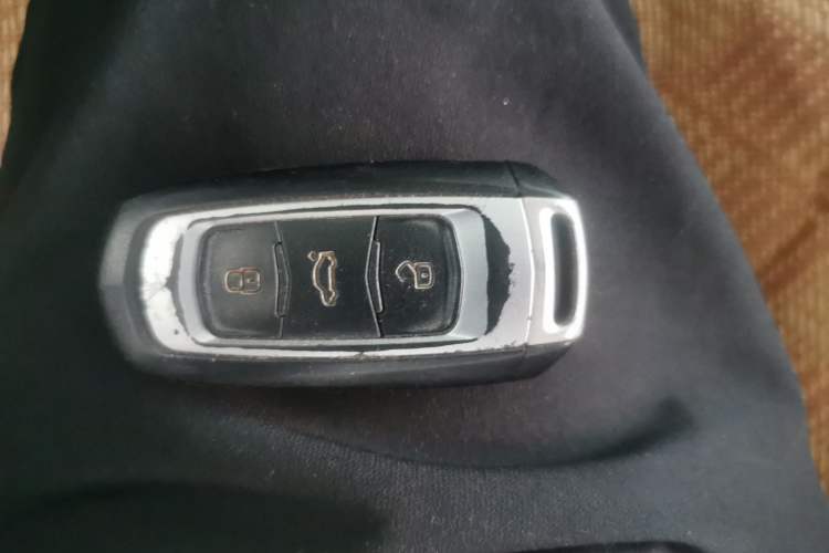 Used Geely Auto Vision X6 2018 1.8L Manual 4G Connect Luxury Edition Vehicle Key