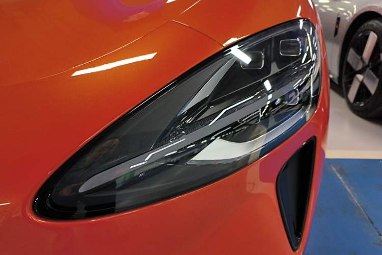 Used Xiaomi Auto SU7 2024 Four-Wheel Drive Ultra-Long Range Advanced Intelligent Driving Max Edition