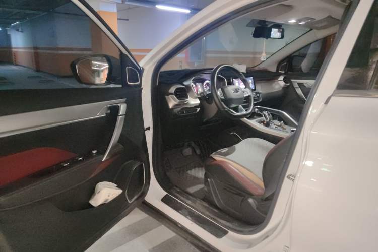 Used Geely Auto Coolray 2020 Facelift 240T DCT Hunter