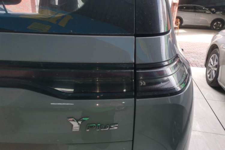 Used AION Y 2023 Plus 510 Enjoy Edition