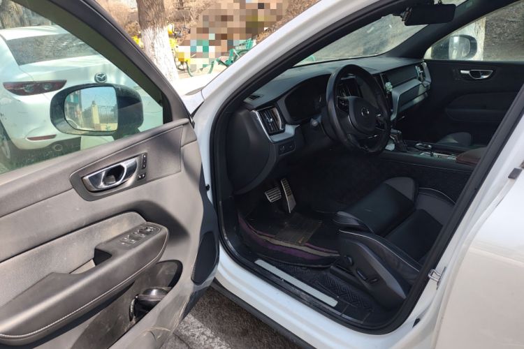 Used Volvo XC60 2020 T5 4x4 Smart & Dynamic Sport Edition
