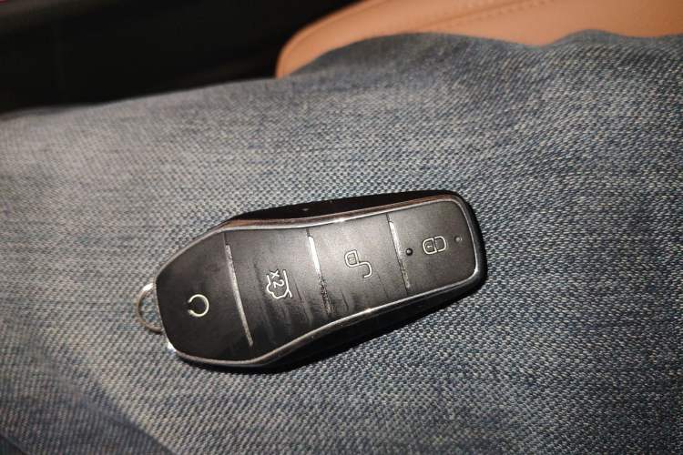 Used BYD Song L EV 2025 Intelligent Driving Version 662 km LiDAR Excellence Edition