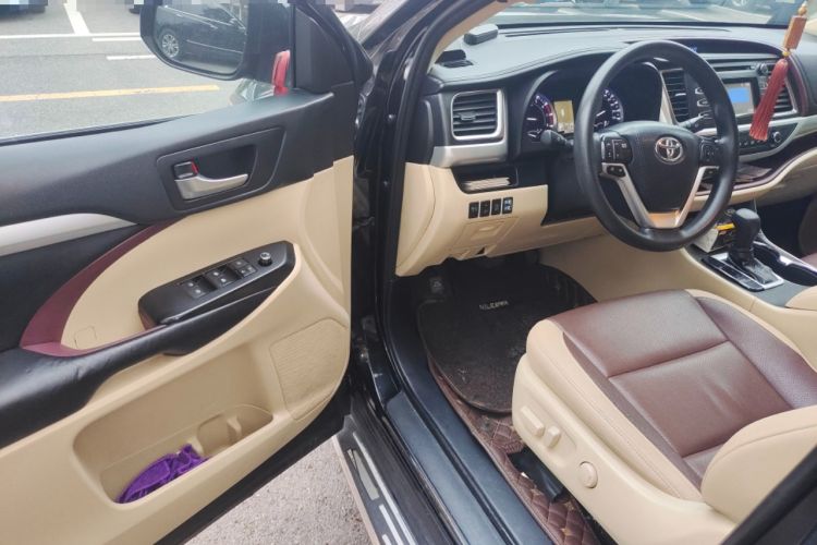 Used Toyota Highlander 2017 2.0T Two-Wheel Drive Elite Edition 5 Seats
