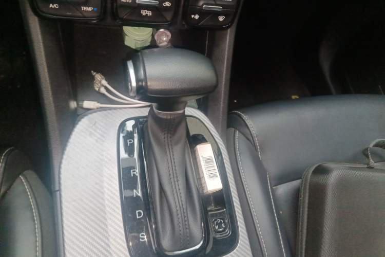 Used GAC Trumpchi GS3 2022 POWER 270T Automatic Luxury Edition Gear Lever