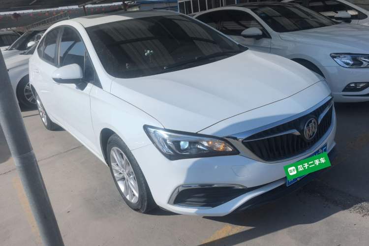 Used Buick Verano 2019 Sedan 20T Dual-Clutch Leading Model Front Right 45 Deg