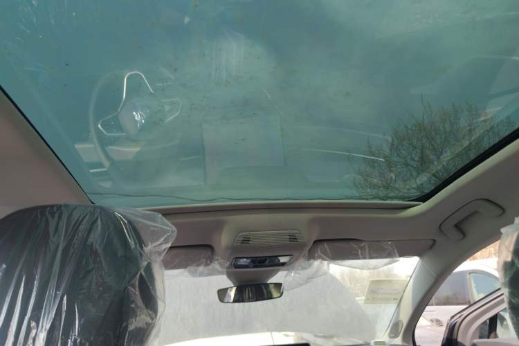 Used Volkswagen ID.7 VIZZION 2024 PRO Model Headliner