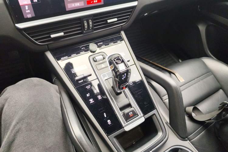 Used Porsche Cayenne 2019 Cayenne Coupé 3.0T
