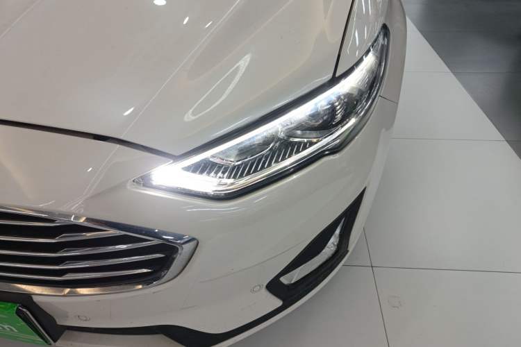 Used Ford Mondeo New Energy 2018 2.0 PHEV Smart-Control Luxury Version China VI Standard Left Front Headlight