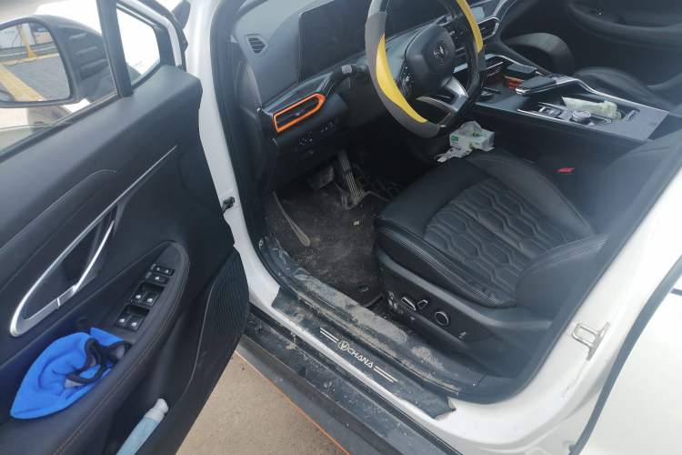 Used CHANGAN UNI-T 2022 1.5T Flagship Edition Driver Seat