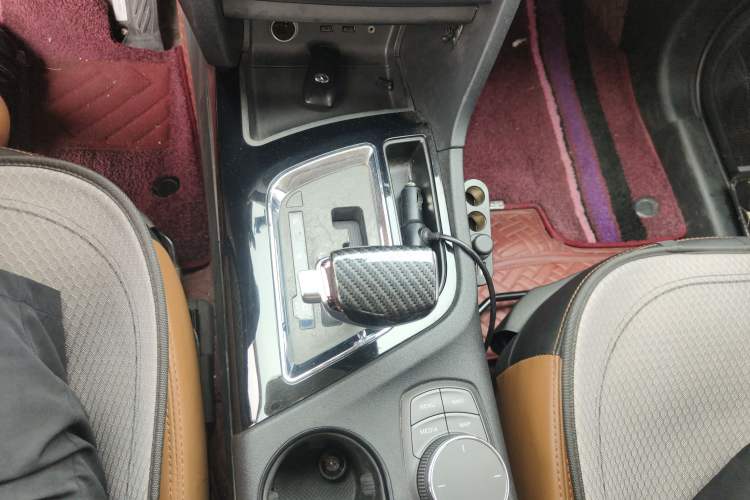 Used Soueast DX7 2017 1.5T Automatic Glory Edition