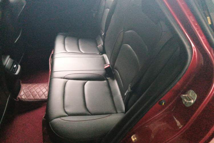 Used Chevrolet Monza 2019 RS 330T Automatic Comfort Edition China VI Standard Left Rear Seat