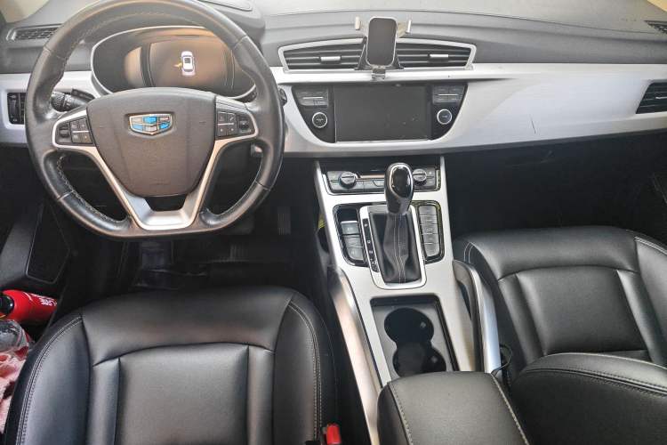 Used Geely Auto Emgrand X7 Sport 2016 1.8TD Automatic Smart Model Center Console