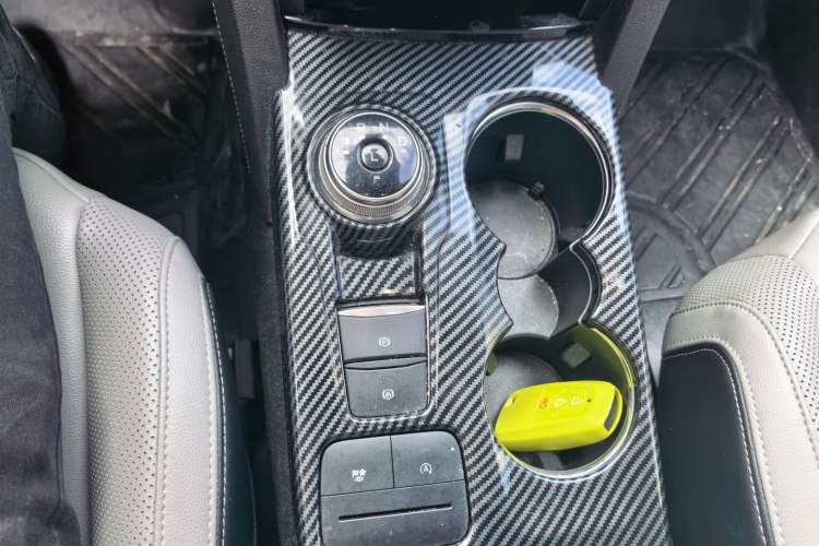 Used Ford Escape 2020 EcoBoost 245 Two-Wheel Drive Smart & Enjoyment Model