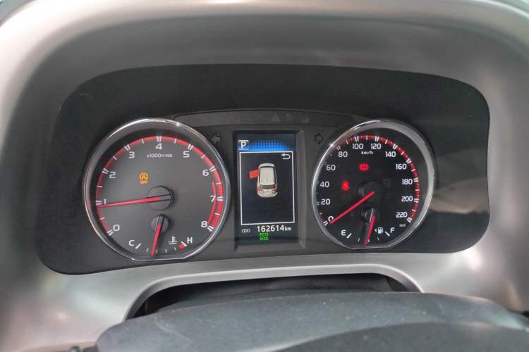 Used Toyota RAV4 2018 2.5L Automatic 4x4 Elite i Edition Instrument Cluster