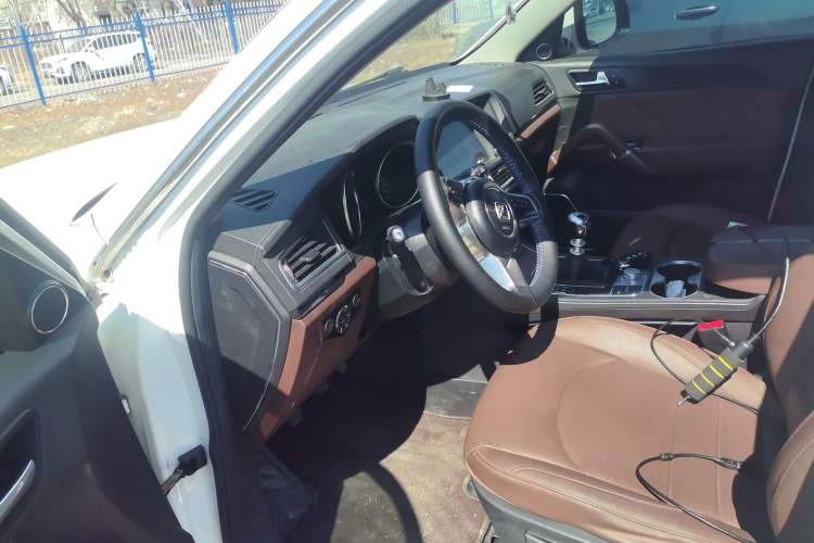 Used Zotye T600 2016 Sports Edition 1.5T Manual Luxury Model Driver Seat